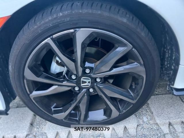 Honda CIVIC 2018-06 7875775-10
