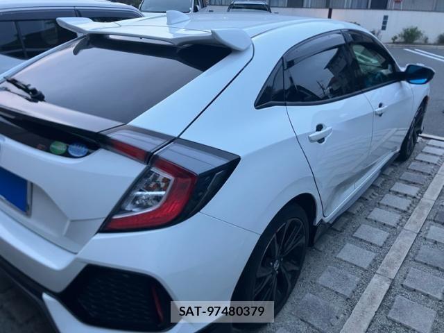 Honda CIVIC 2018-06 7875775-5