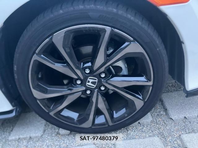 Honda CIVIC 2018-06 7875775-7