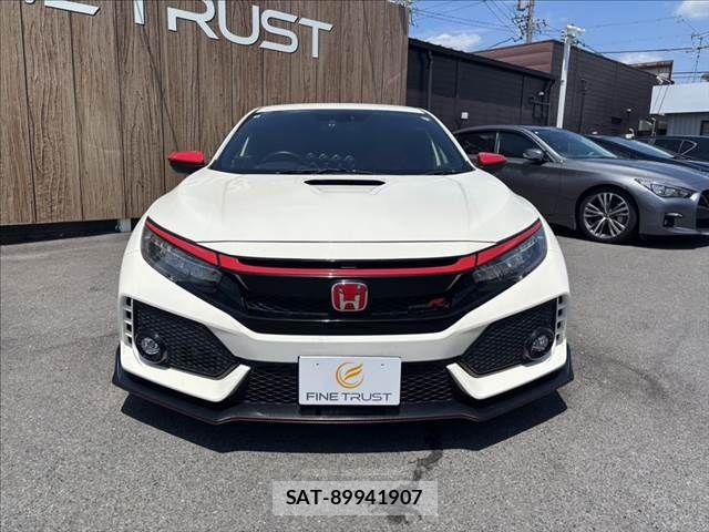 Honda CIVIC 2018-06 7875766-13