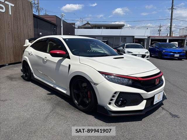 Honda CIVIC 2018-06 7875766-14