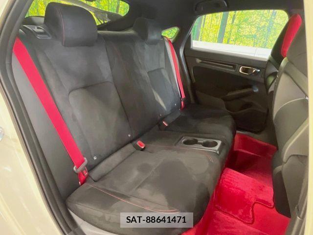 Honda CIVIC 2025-04 7902415-10