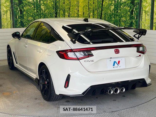 Honda CIVIC 2025-04 7902415-16