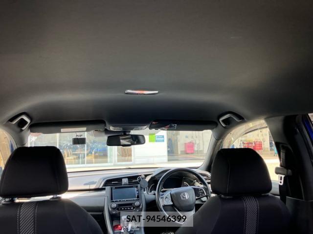 Honda CIVIC 2018-07 7960957-9