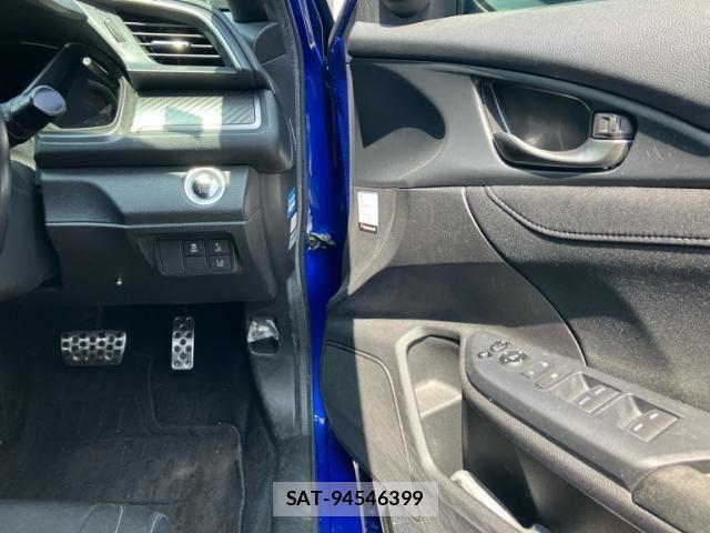 Honda CIVIC 2018-07 7960957-15