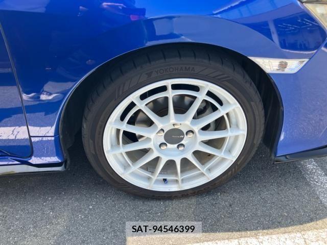 Honda CIVIC 2018-07 7960957-17