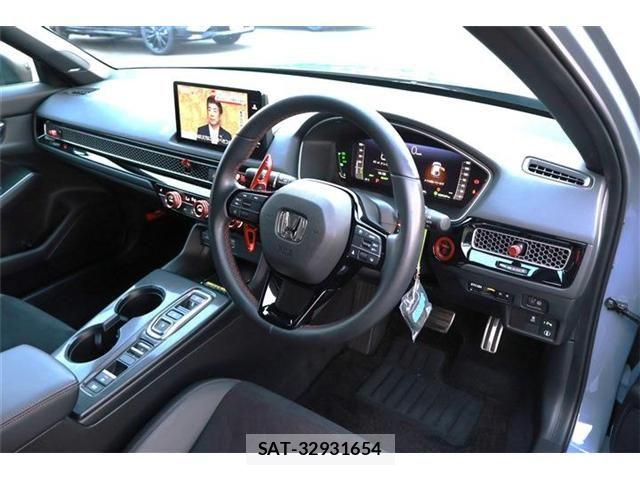 Honda CIVIC 2024-02 7960958-10