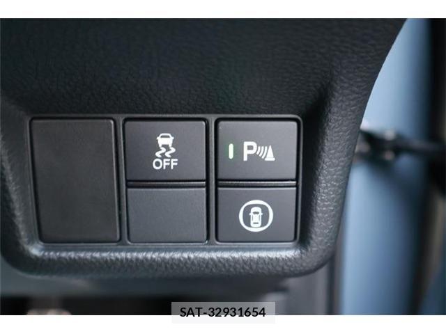 Honda CIVIC 2024-02 7960958-6