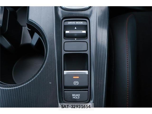Honda CIVIC 2024-02 7960958-7