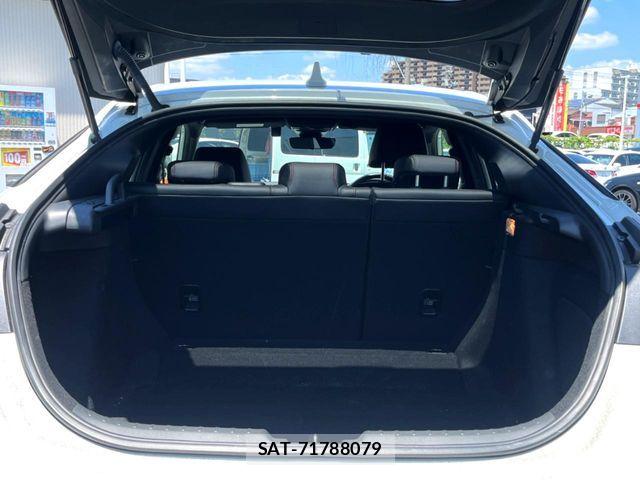 Honda CIVIC 2022-10 7978792-12