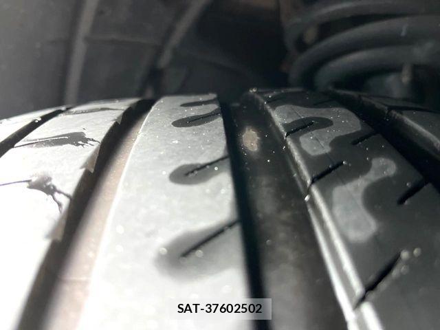 Honda CIVIC 2022-12 7978791-18