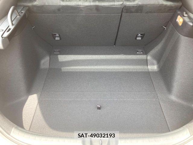 Honda CIVIC 2026-04 8034839-9