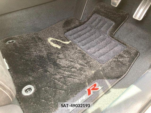 Honda CIVIC 2026-04 8034839-5