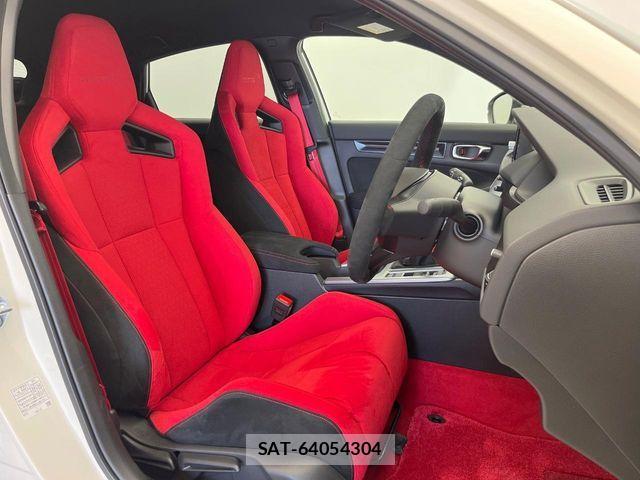 Honda CIVIC 2025-11 8034841-10