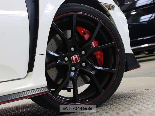 Honda CIVIC 2018-08 8034846-18