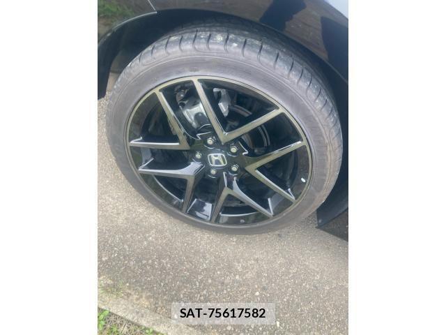 Honda CIVIC 2023-11 8034851-5