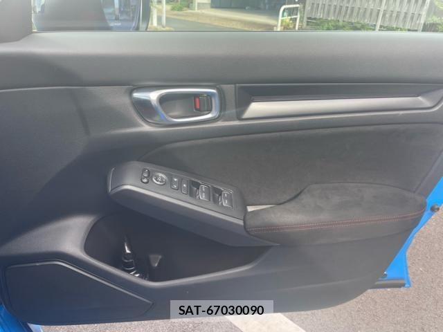 Honda CIVIC 2024-07 8034847-13