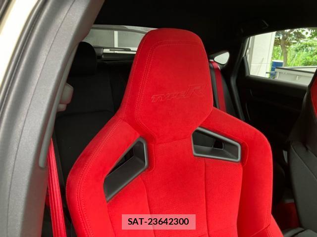 Honda CIVIC 2023-12 8034844-13