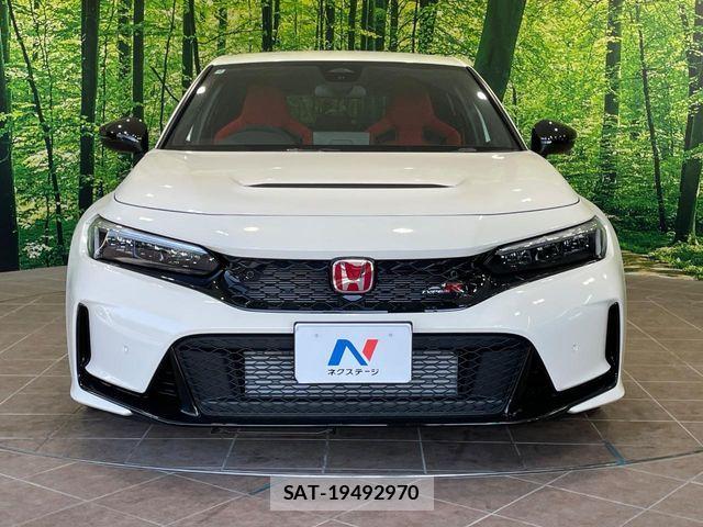 Honda CIVIC 2024-10 8034842-13