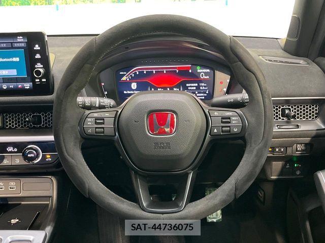 Honda CIVIC 2025-04 8034840-10