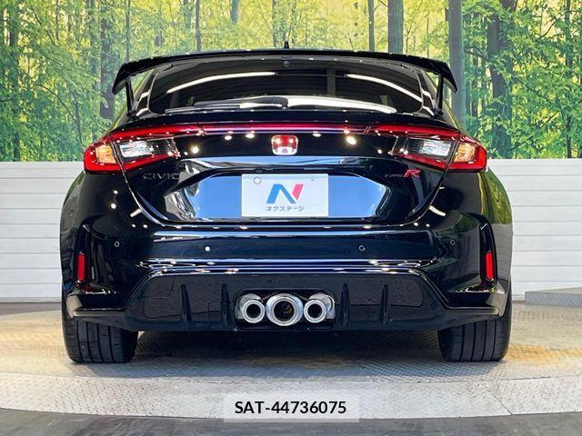 Honda CIVIC 2025-04 8034840-14