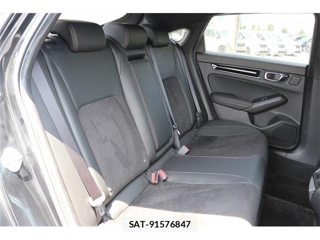 Honda CIVIC 2023-08 8073263-15
