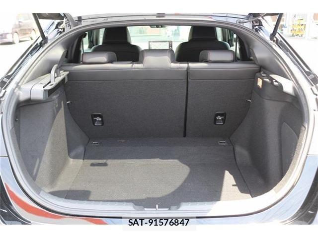 Honda CIVIC 2023-08 8073263-18