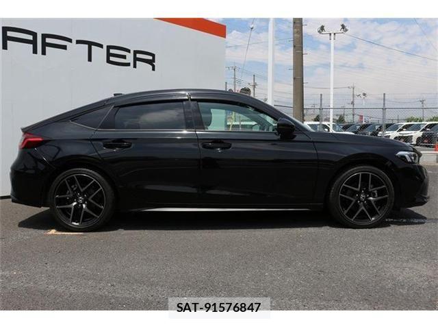 Honda CIVIC 2023-08 8073263-8