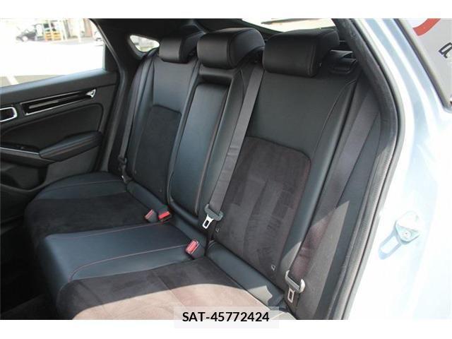 Honda CIVIC 2022-12 8073261-23