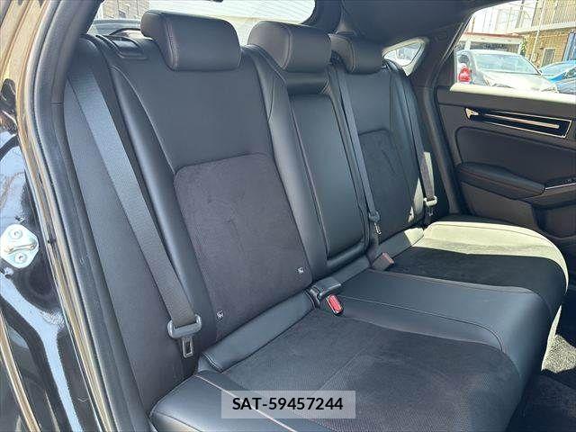 Honda CIVIC 2022-11 8073264-9