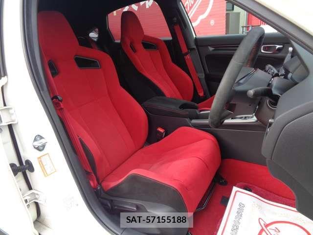 Honda CIVIC 2023-11 8073257-12