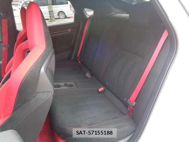 Honda CIVIC 2023-11 8073257-14