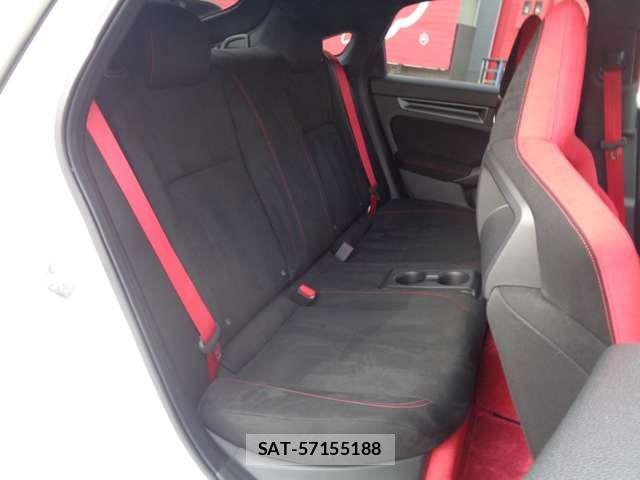 Honda CIVIC 2023-11 8073257-15