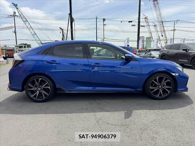 Honda CIVIC 2018-02 8073265-11