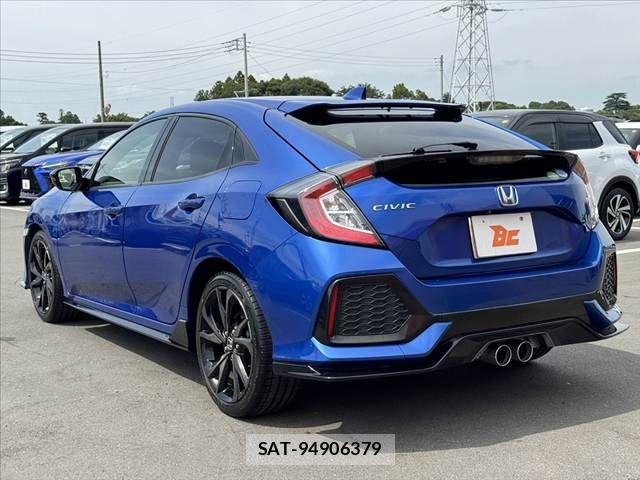Honda CIVIC 2018-02 8073265-12