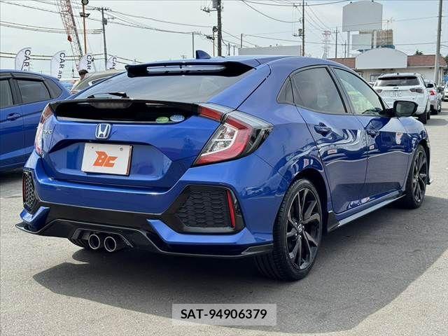 Honda CIVIC 2018-02 8073265-14