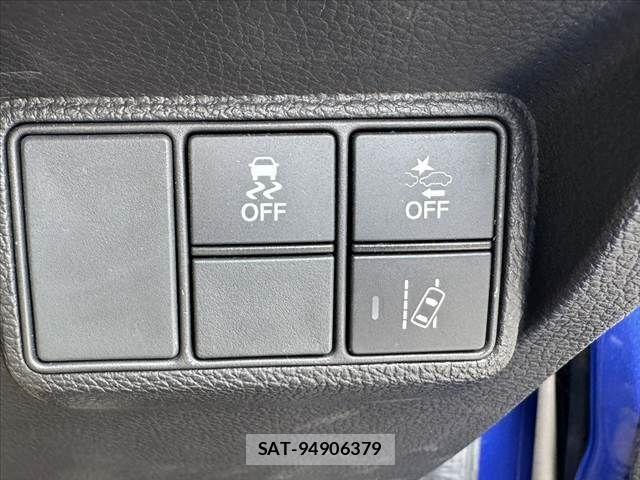 Honda CIVIC 2018-02 8073265-28