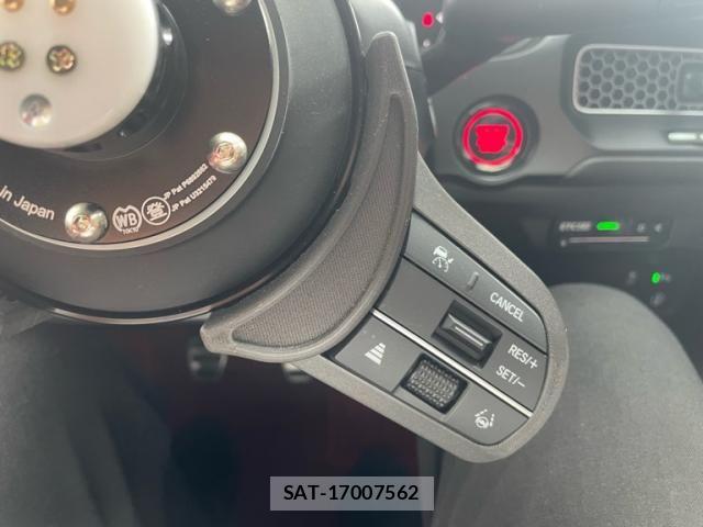 Honda CIVIC 2023-11 8098499-17