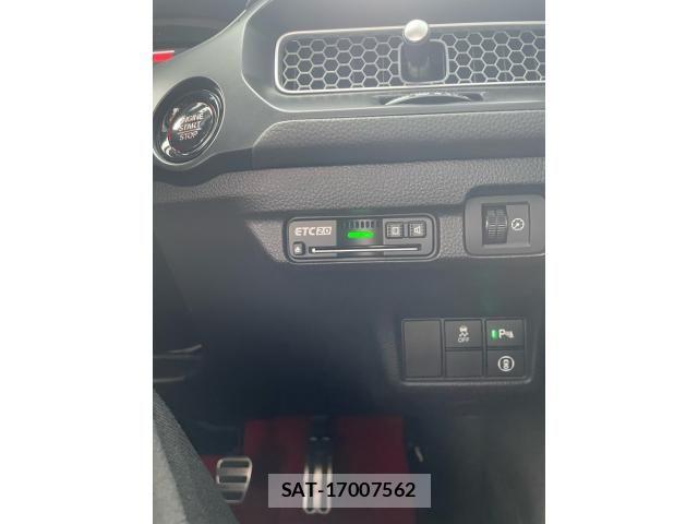 Honda CIVIC 2023-11 8098499-20