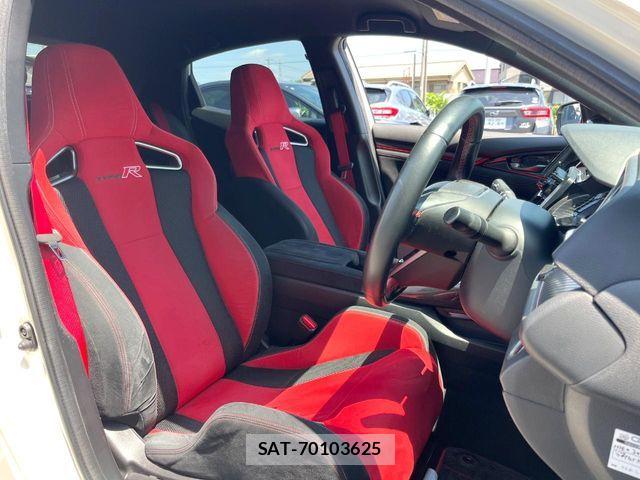 Honda CIVIC 2018-02 8098504-7