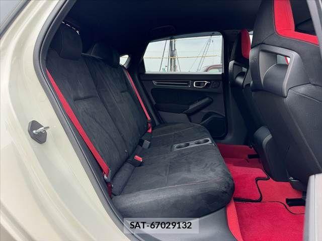 Honda CIVIC 2024-12 8098503-19