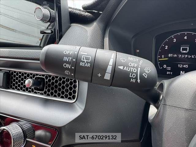 Honda CIVIC 2024-12 8098503-28