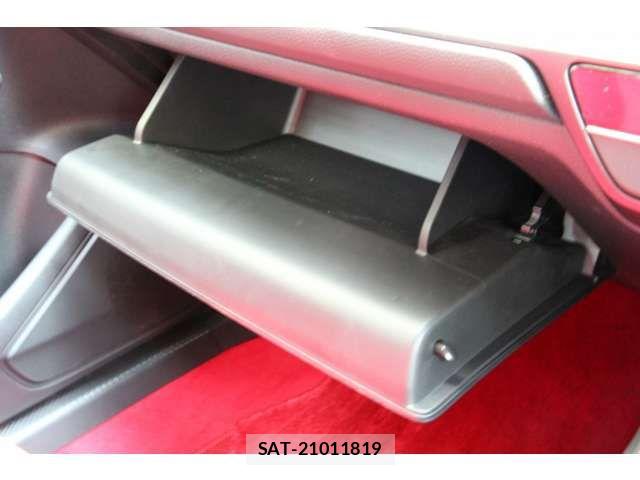 Honda CIVIC 2024-11 8098502-16