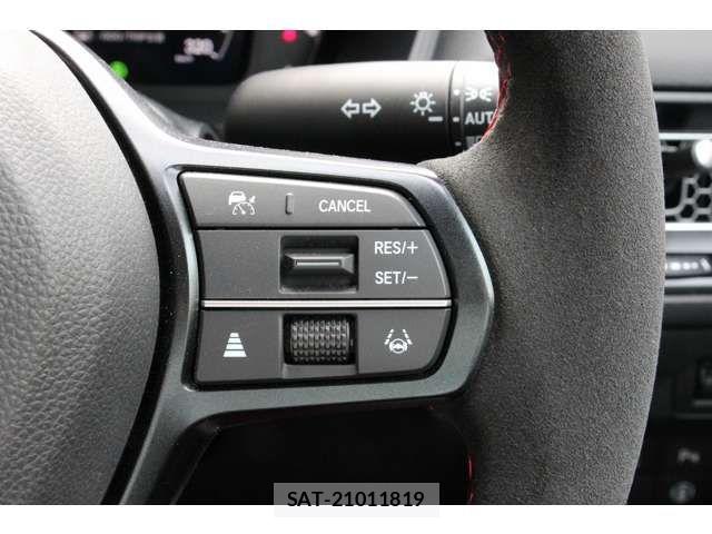Honda CIVIC 2024-11 8098502-4