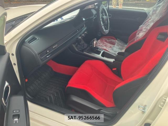 Honda CIVIC 2023-10 8098497-11
