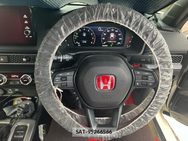 Honda CIVIC 2023-10 8098497-19