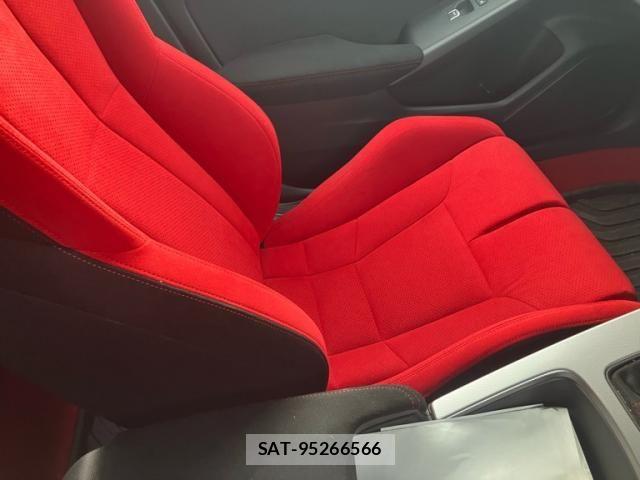 Honda CIVIC 2023-10 8098497-28