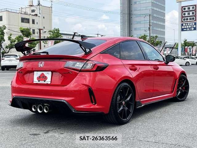 Honda CIVIC 2025-03 8098496-2