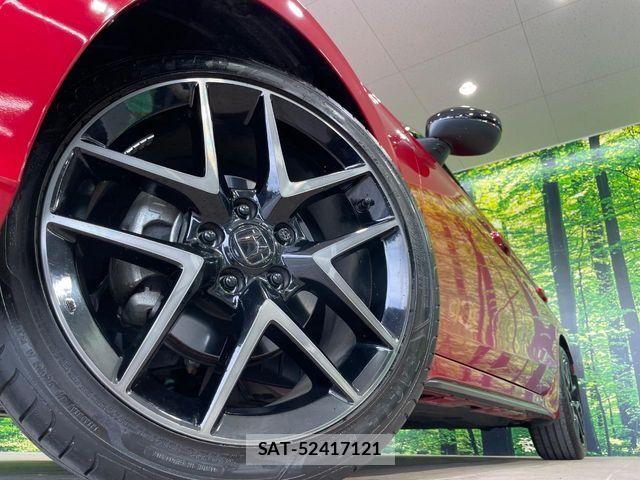 Honda CIVIC 2021-11 8098508-12