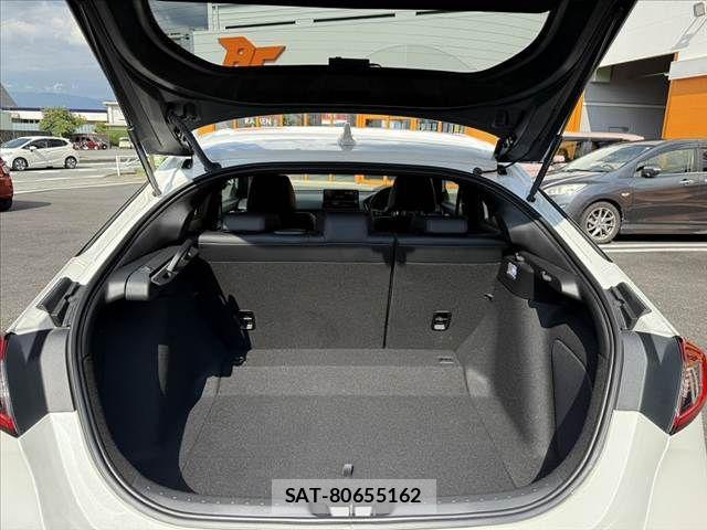 Honda CIVIC 2022-01 8129389-18